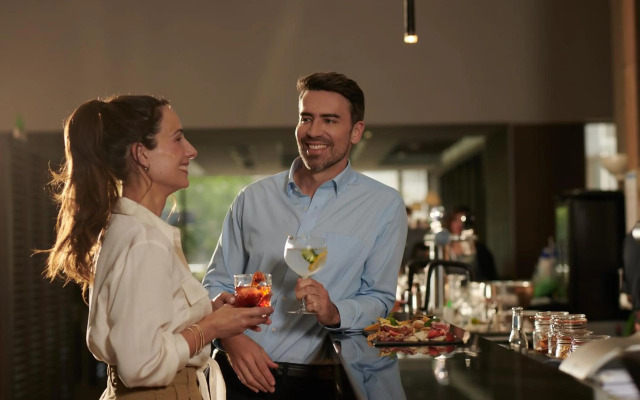 Holiday Inn Santiago - Airport Terminal by IHG