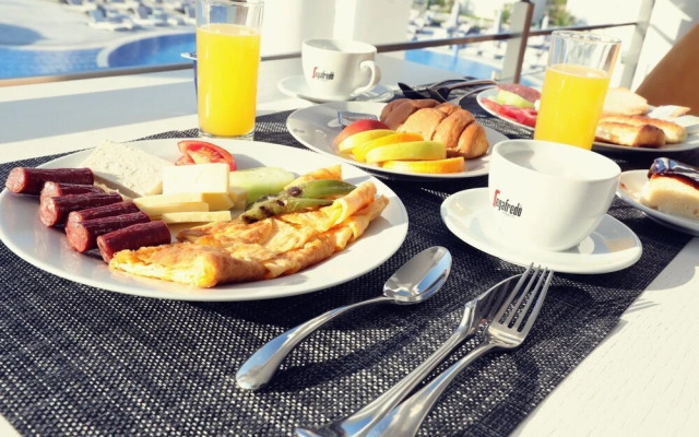 Velipoja Grand Europa Resort, Affiliated by Meliá