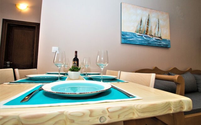 Ourania's Luxury Houses