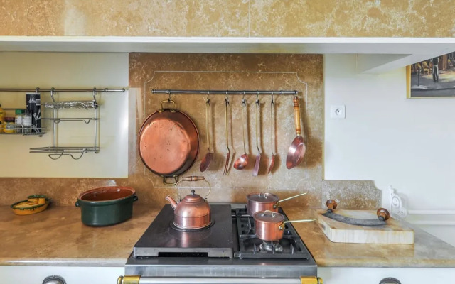 Elegant Holiday Home Near the Canal du Midi