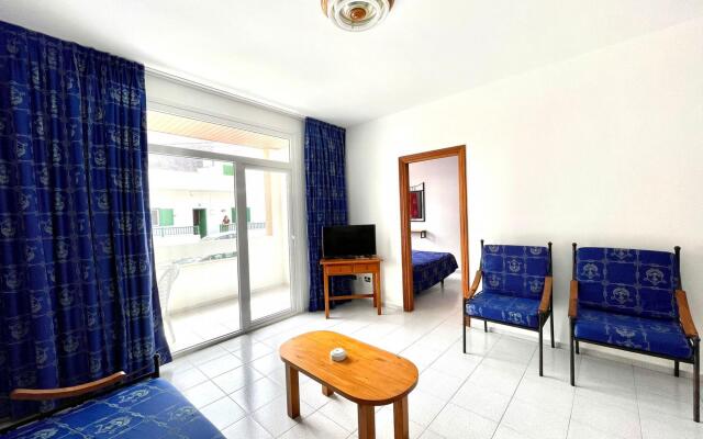 Bonito apartamento de 2 domitorios frente al mar