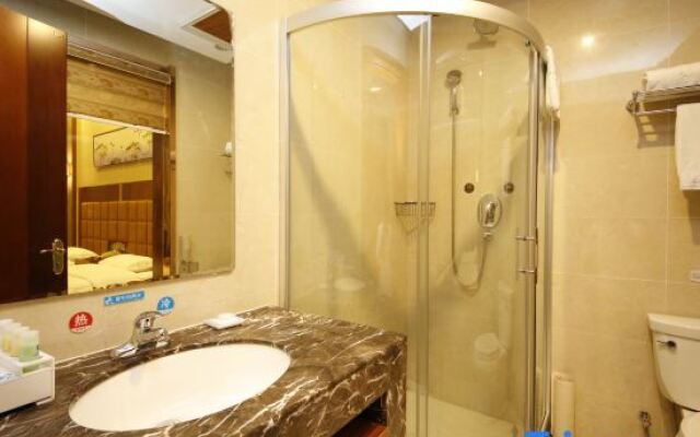 Liyade Hotel
