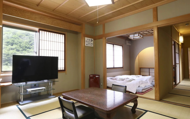 Shigakogen Milky Hot Spring Keikokunoyu