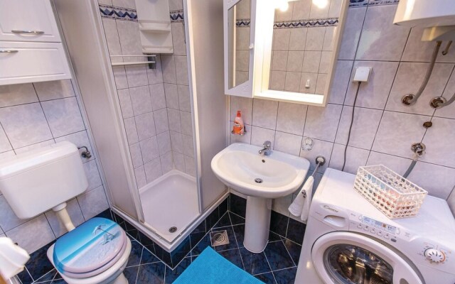 Nice Apartment in Crikvenica With Wifi