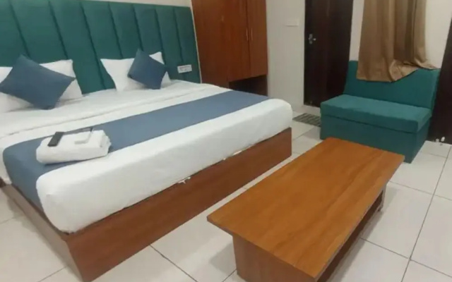 Fabhotel Olive Inn