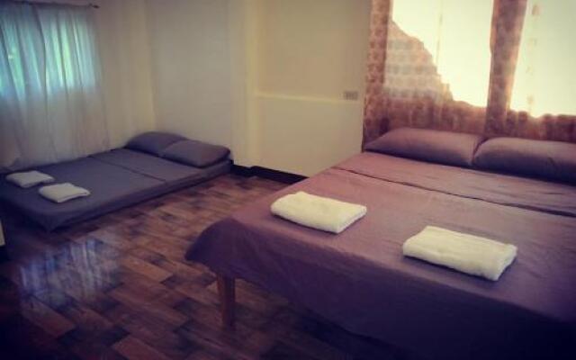 Asteria's Backpackers Siargao