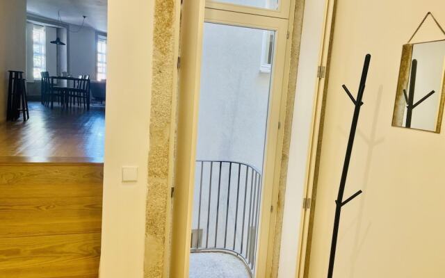 Youropo - Taipas 7 in Oporto