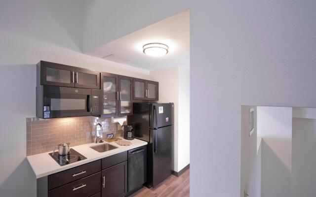 Candlewood Suites Baltimore - Inner Harbor by IHG