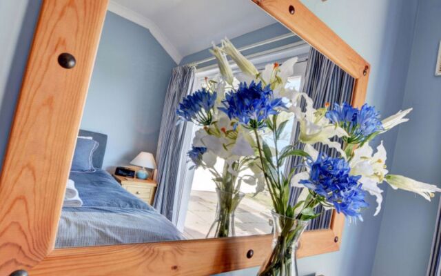 Flat 8 Clifton Court