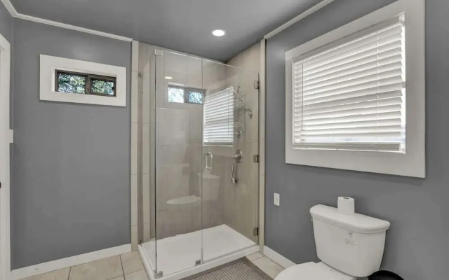 Grey Haus Casita-peaceful Hill Country Views!