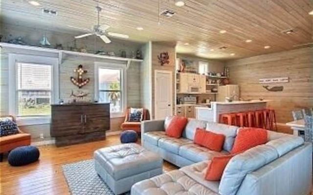 Gnarly Marlin 4 Bedroom Home