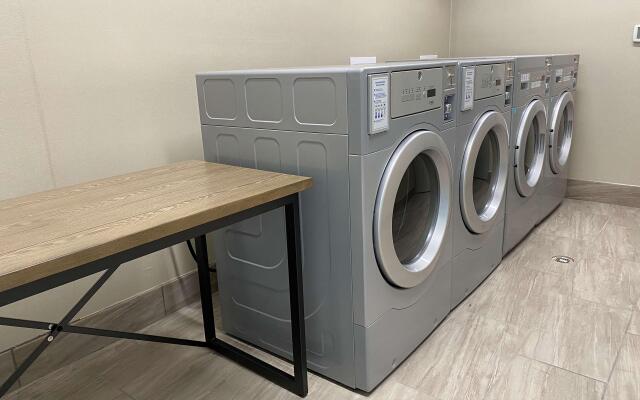 Best Western Plus Executive Residency Antioch Inn