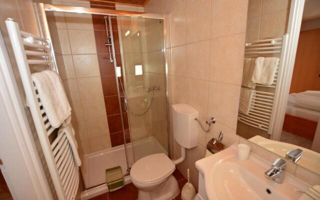 Virágoskert Apartman