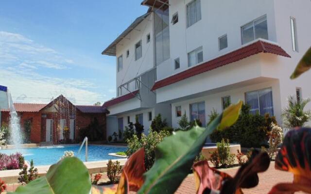 Hotel Yurak