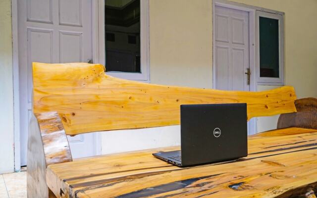 SPOT ON 91993 Pondok Hs Padalarang Syariah