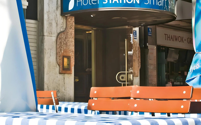 Smart Stay Hotel Station