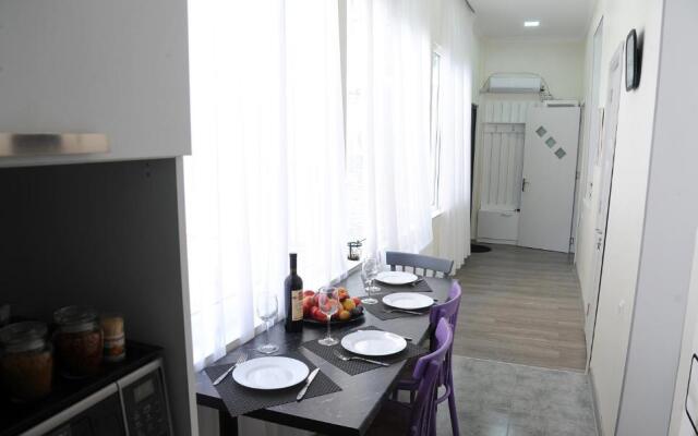 Sweet Home at Sololaki
