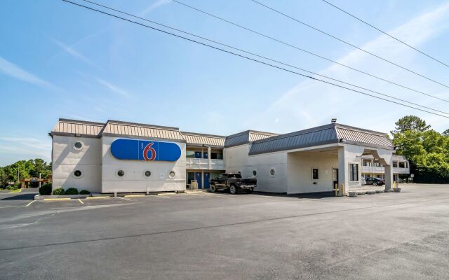 Motel 6 Durham