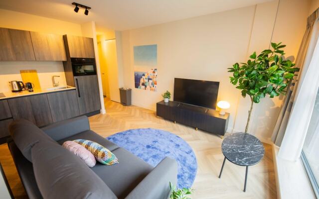 Joyful Serviced Studio Apartment -ks71-j