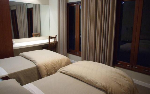 Wellesley Lodge Pukawa Bay