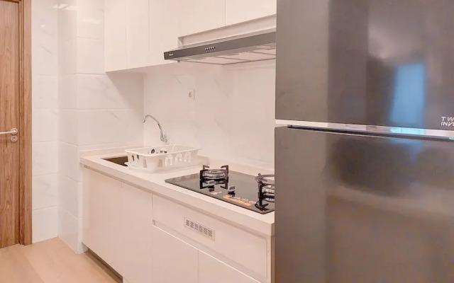 Spacious and Good Deal 3BR Sky House BSD Apartment