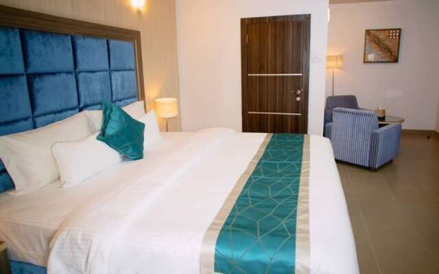 Riviera Suites
