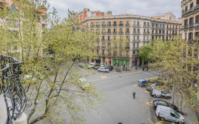 Elegant 4 bedrooms 3 bathrooms Catalan home