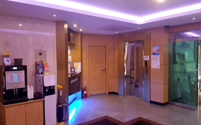 Goodstay EJ Hotel