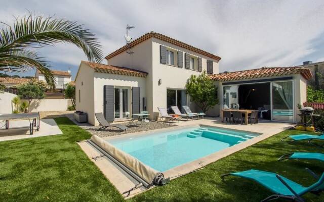 Homelly - Belle Maison avec piscine