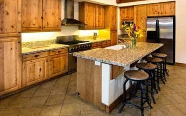 SnowCreek The Lodges