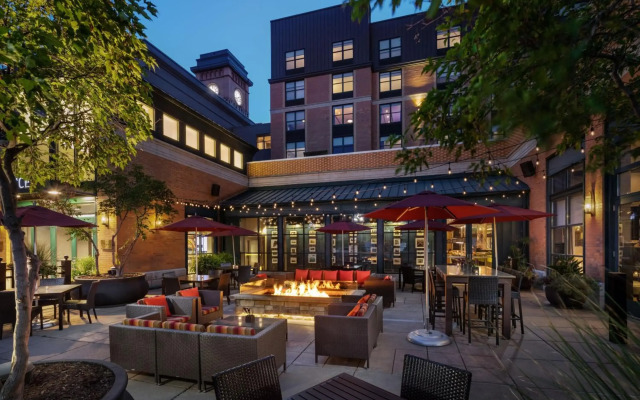Residence Inn Minneapolis Downtown at The Depot by Marriott