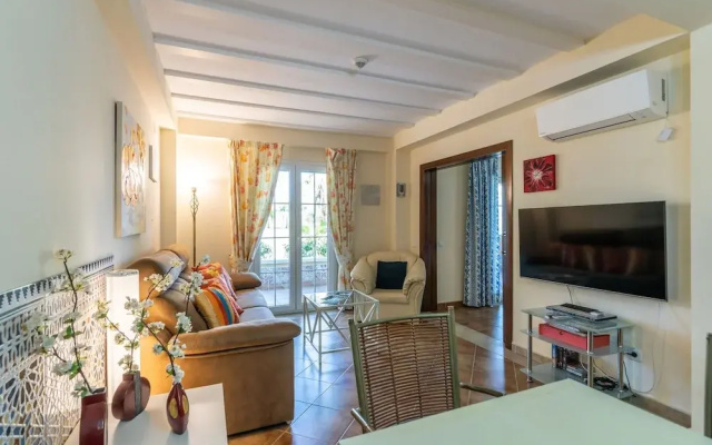 Apartment Next to Golf Course
