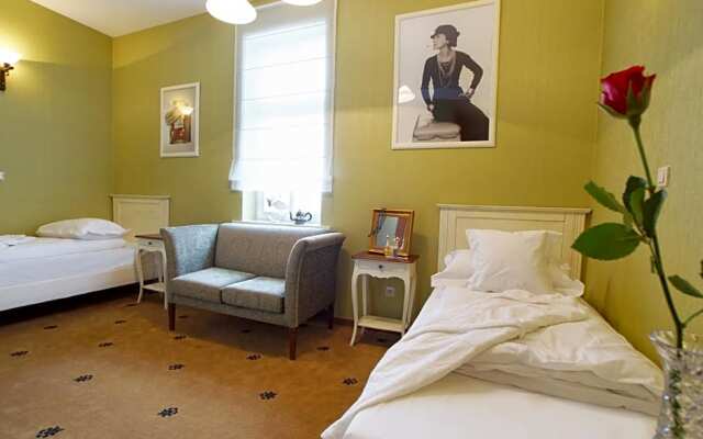 Versant Hotel & Spa