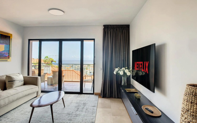 Arigato Apartment by MHM