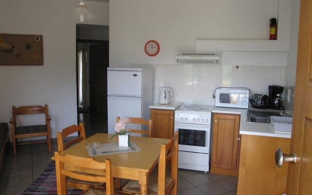 New Kydonia Suites & Studios