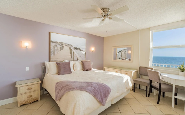 Estero Beach & Tennis 605-c