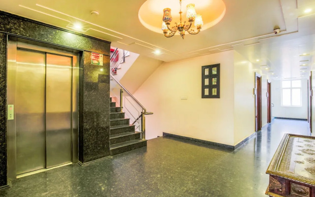 Fabhotel Royal Heritage