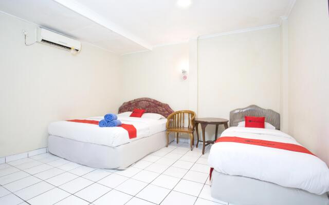 RedDoorz @ Supratman Street