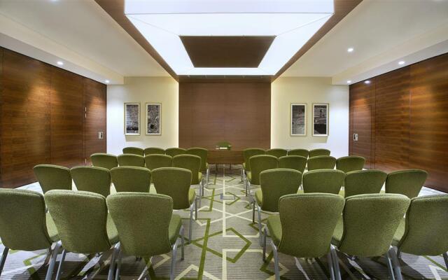 Hilton Garden Inn Dubai Deira