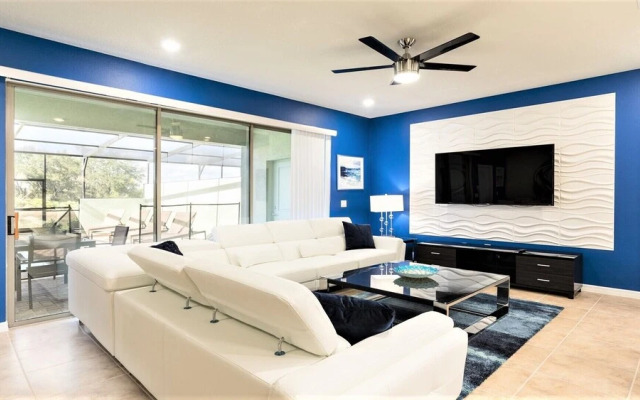 Solterra Townhome With Pool 4651