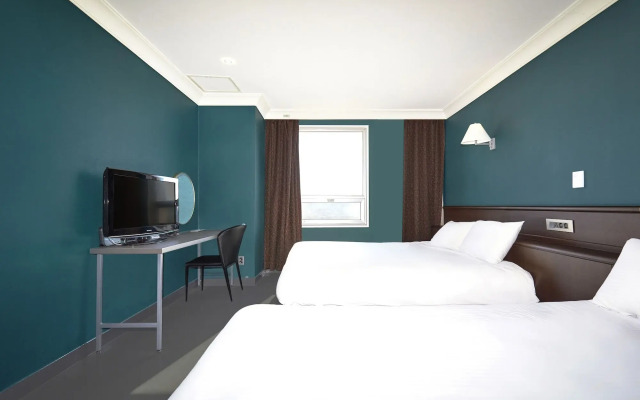 Kolon Hotel