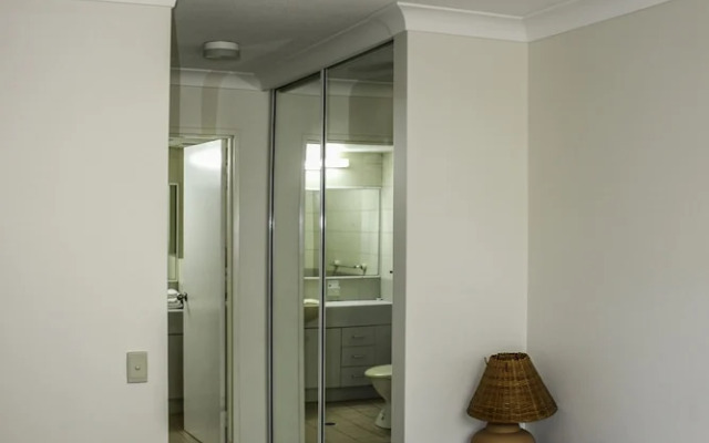 Surfers Beach Holiday Apartments