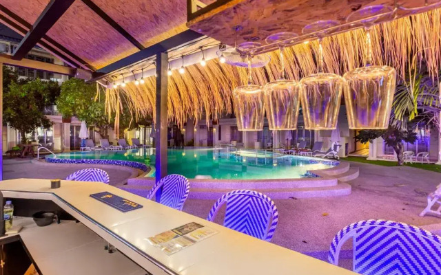 Mermaid's Beach Resort