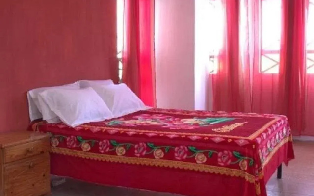 Ucha Guest House / Chambres D'hotes
