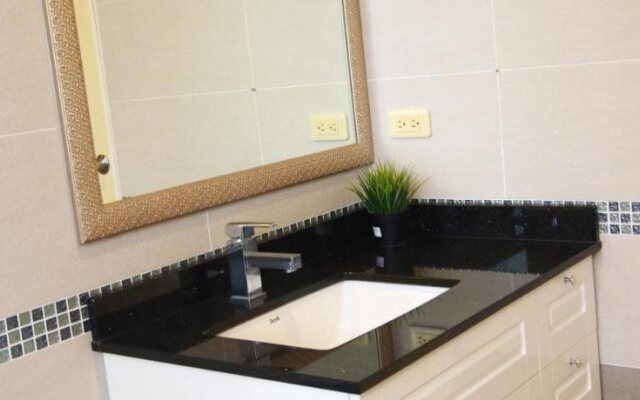 Longstay Love B&B