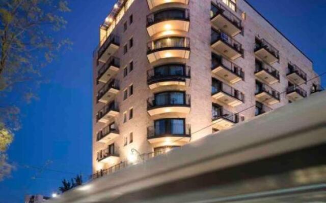 Wonderful Central Jerusalem 1 BDR/4 beds apt