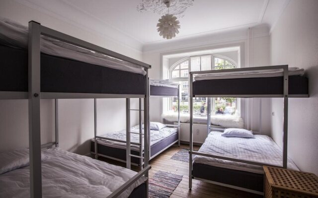 SimpleBed Hostel