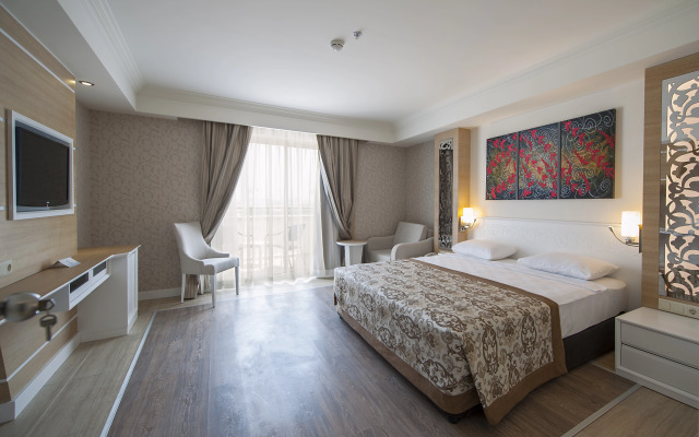 Crystal Sunset Luxury Resort & Spa - All Inclusive