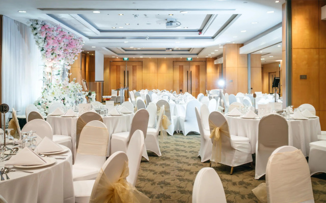 Radisson Hotel Brunei Darussalam