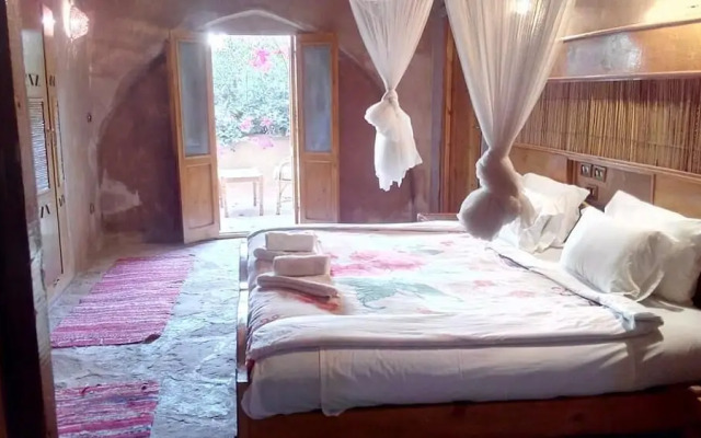 Eskaleh Nubian House